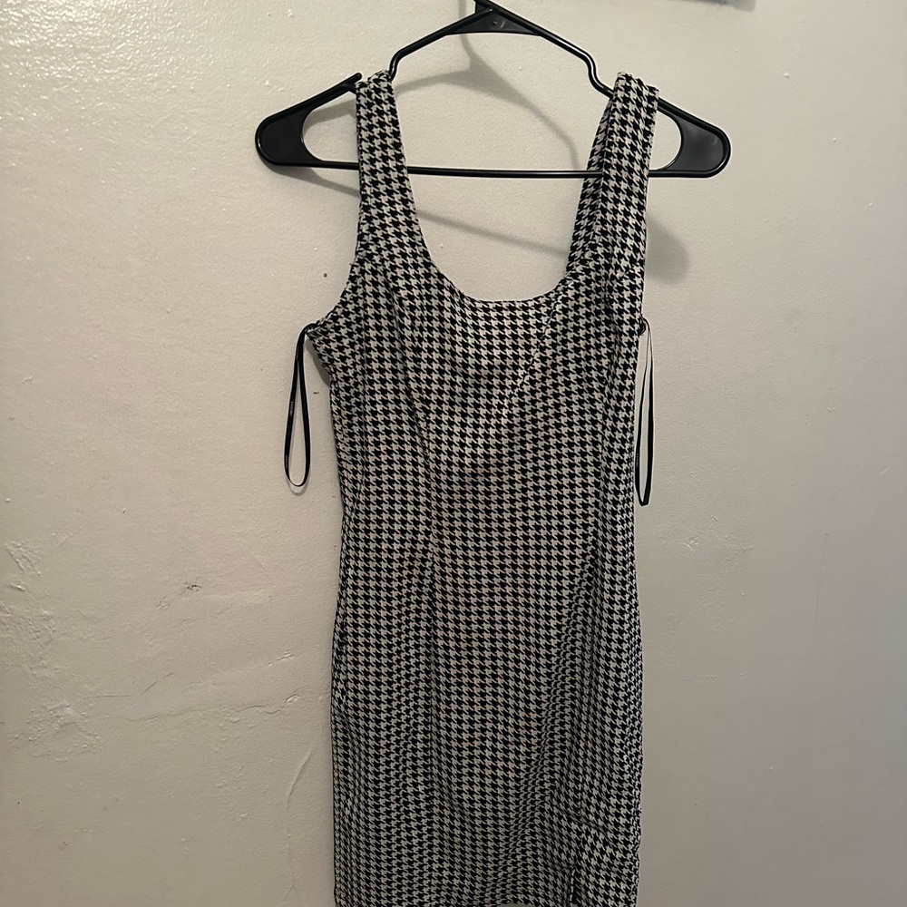 Forever 21 MIDI dress, black and white dress